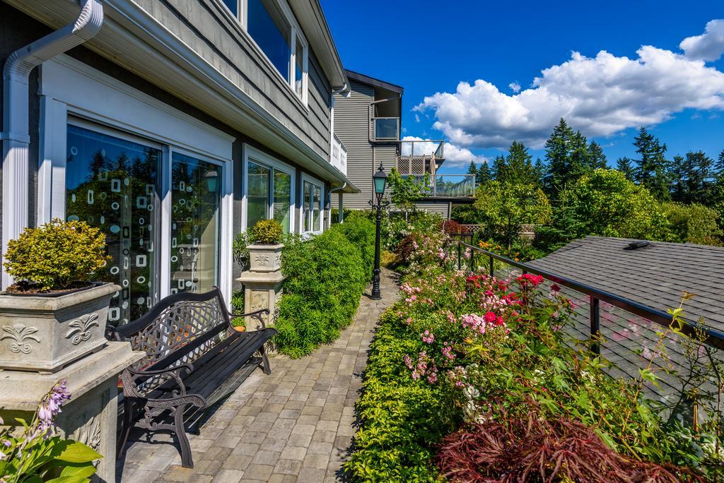 Crystal'S View Bed & Breakfast Норт-Ванкувер Екстер'єр фото
